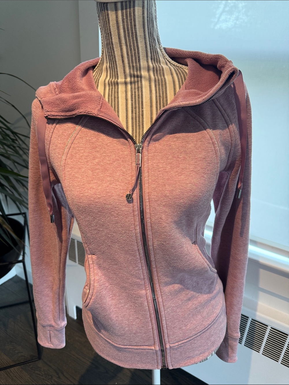Lululemon pink hoodie - size 4